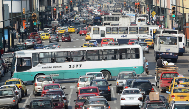 Transportistas presentan propuestas para reorganizar el transporte público en Guayaquil