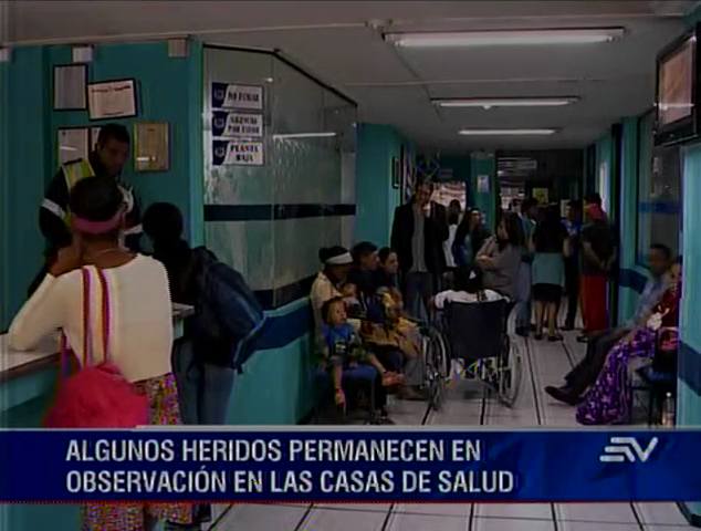 Accidente de bus dejó tres muertos y 46 heridos en la vía Quito - Cayambe