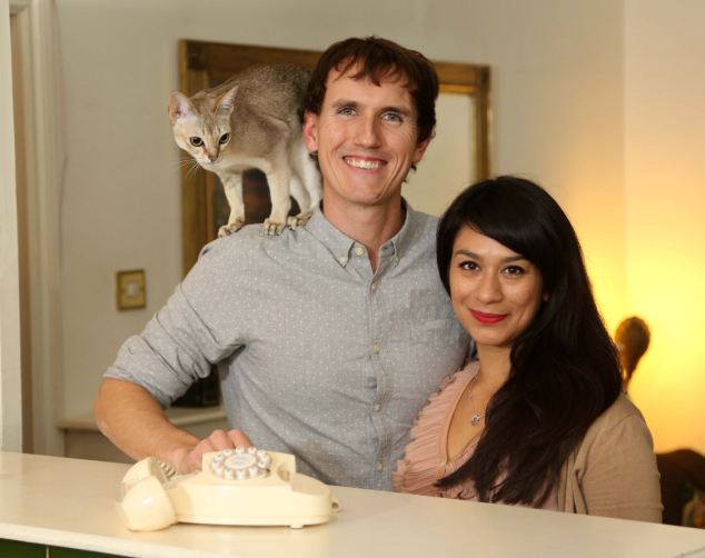 Un gatito llama al 911 y moviliza a los agentes a su casa