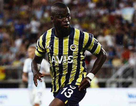 Enner Valencia, goleador ecuatoriano.