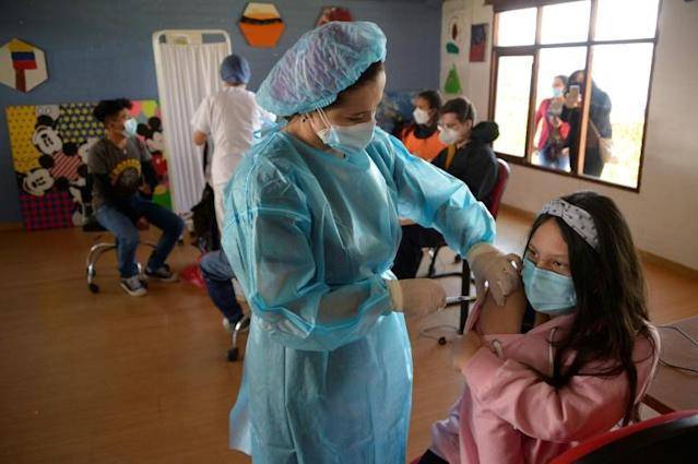 Más de 80 mil menores de 16 años están inoculados con la primera dosis en Ecuador