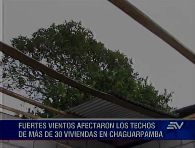 Vientos huracanados afectaron viviendas y cultivos de cantón en Loja