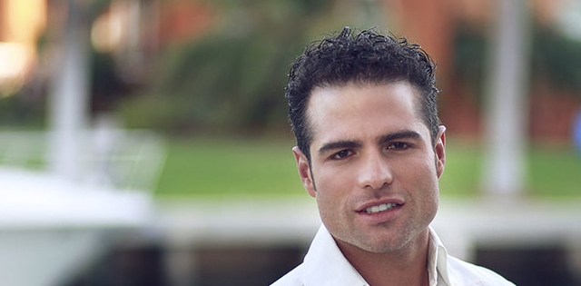 Roberto Manrique, un actor a escala internacional