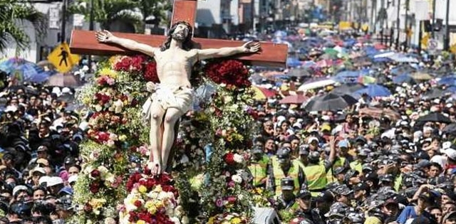 Fe y solidaridad en procesión del Cristo del Consuelo