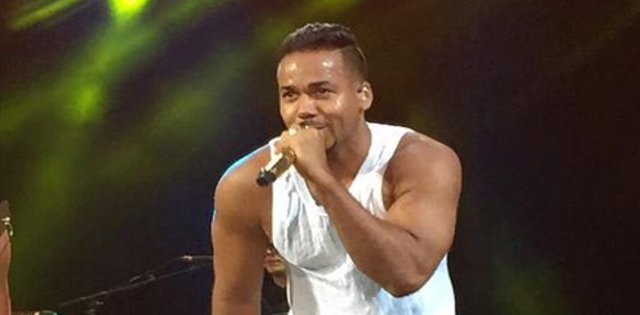 Romeo Santos y Enrique Iglesias, los latinos favoritos a los Billboard 2015