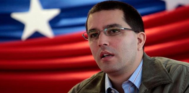 Gobierno venezolano ocupa fábrica de papel higiénico