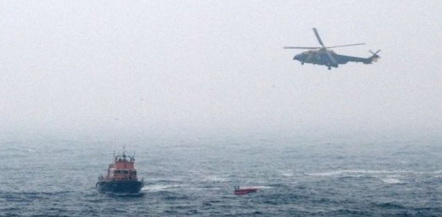 Se estrella helicóptero de EE.UU. en el mar Rojo, 5 tripulantes desaparecidos