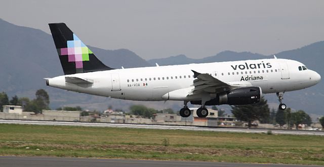 Aerolínea mexicana ofrece vuelos a $1 a migrantes que retornen a su país