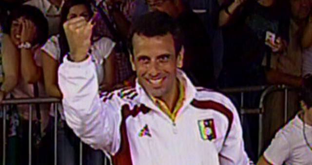 Capriles pide "avalancha" de votos" hasta el cierre de los centros en Venezuela