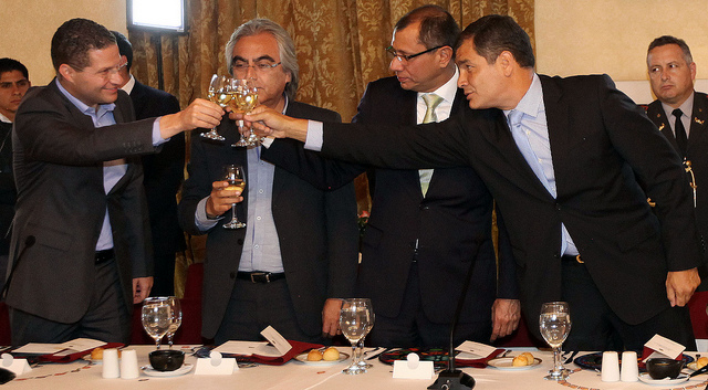 Presidente Correa se reunió con autoridades electas