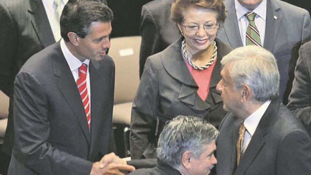 López Obrador y Peña Nieto se reúnen para traspaso de mando en México