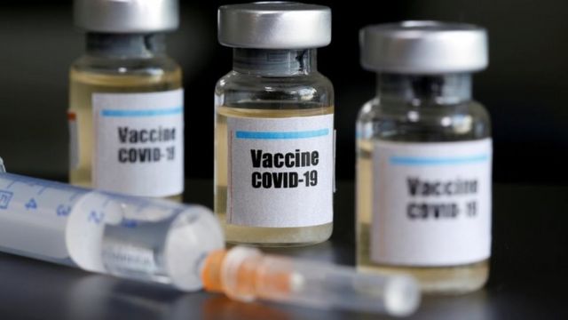 4 laboratorios serán proveedores de vacuna para Ecuador