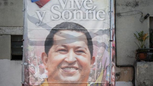 Chávez está bien por momentos, según Morales