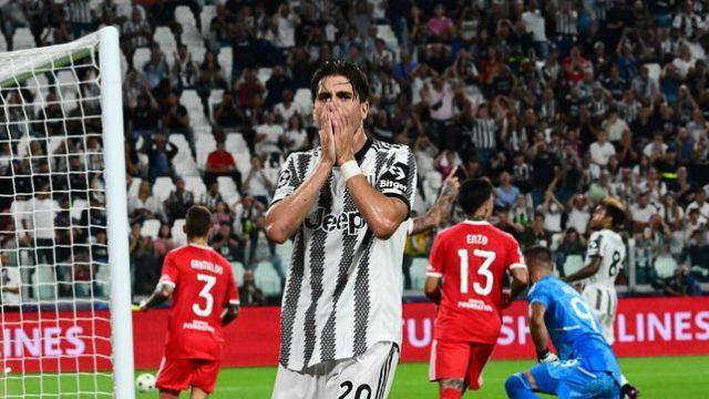 La Juventus en caída libre: Di María expulsado y derrota con el recién ascendido Monza