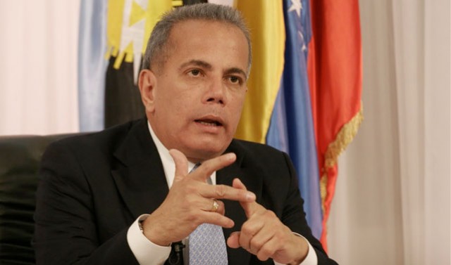 El opositor venezolano Manuel Rosales salió de prisión y cumplirá arresto domiciliario