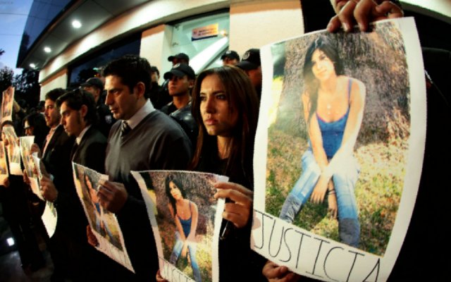 Sangre en camioneta era de la fallecida Karina del Pozo