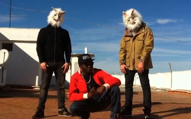 Creador del baile “Ola ke ase” se va de gira con la canción