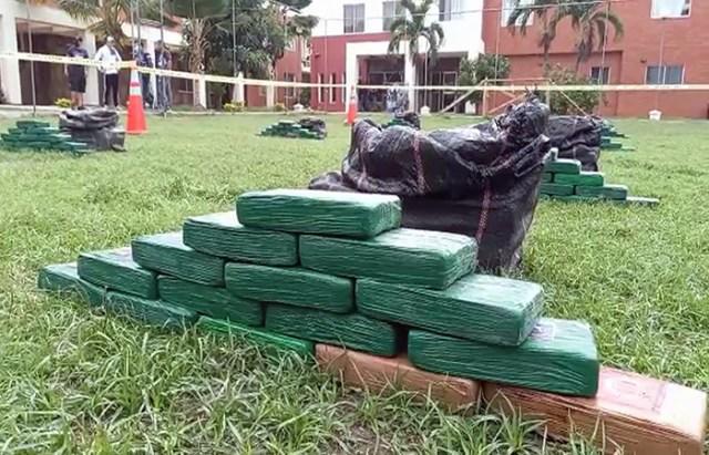 Túnez investiga un cargamento de cocaína decomisado por Policía de Ecuador