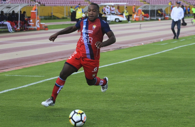 Carabalí deja El Nacional y firma por tres años con Técnico