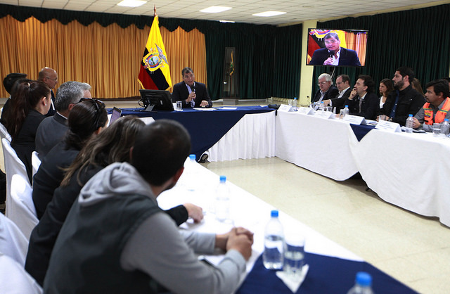 Correa confirma salida temporal de canciller Patiño