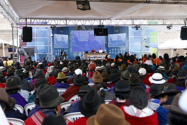 Glas asegura que Ecuador no se verá afectado por crisis petrolera