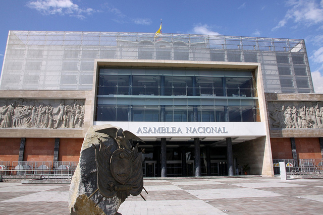3 instituciones investigarán &quot;diezmos&quot; en Asamblea