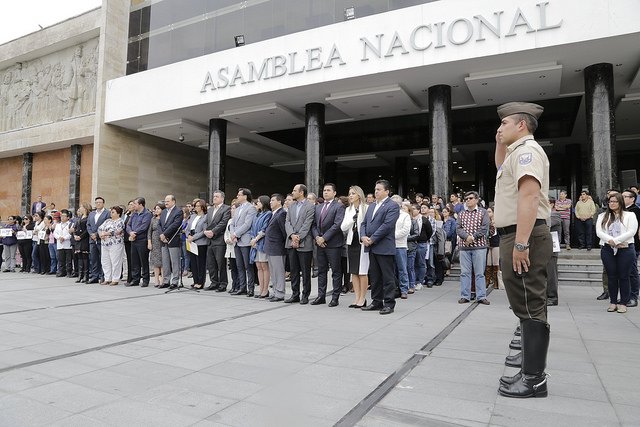 Asamblea insta a autoridades a asumir responsabilidad