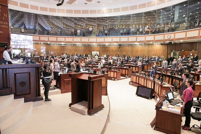 Asambleístas piden explicaciones tras polémicas afirmaciones de Raúl Patiño