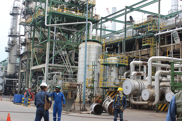 4 áreas críticas afectan la Refinería de Esmeraldas