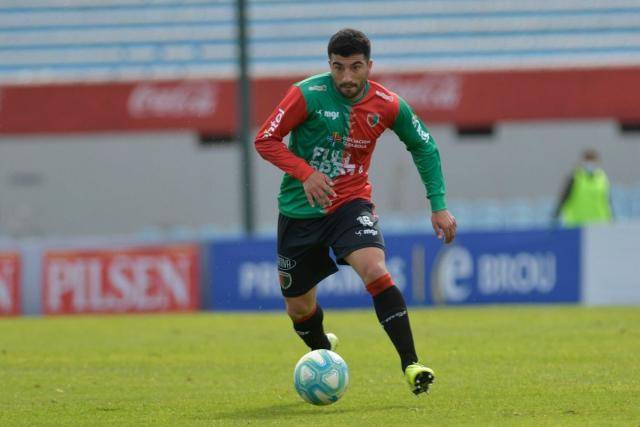 Emelec anuncia al uruguayo José Alberti