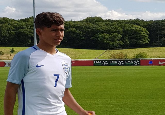 Equipos grandes de Europa buscan a Jeremy Sarmiento