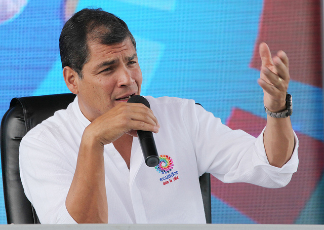 Correa: &quot;se debe penalizar la mala práctica profesional, pero con procedimientos adecuados&quot;
