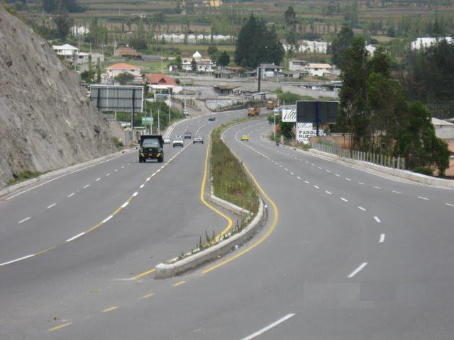 Militares y policías habilitaron hoy la vía Panamericana