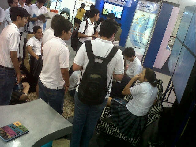 Todo sobre tus programas favoritos de Ecuavisa en un stand que espera por ti