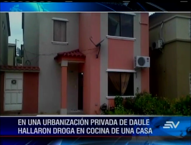 Policía decomisa droga en vehículo y en urbanización privada de Daule