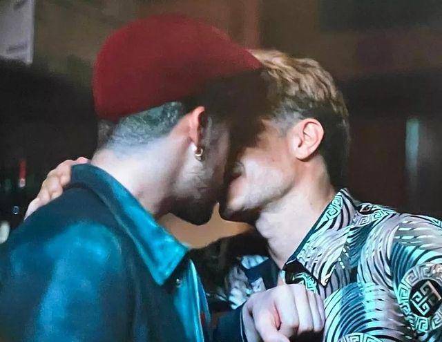 Filtran beso entre Bad Bunny y actor mexicano Gael García; las imágenes se viralizan en redes