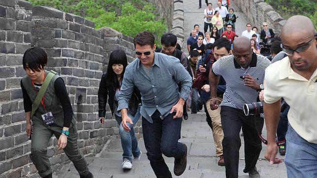 Tom Cruise enloqueció a turistas en su visita a la Gran Muralla China