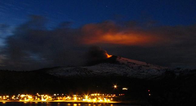El volcán Copahue pone en alerta roja a Chile y Argentina