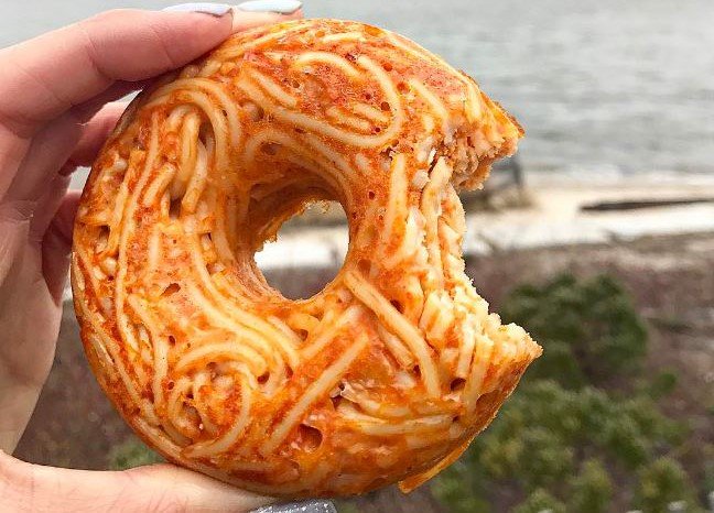 La nueva forma de comer spaghetti en New York