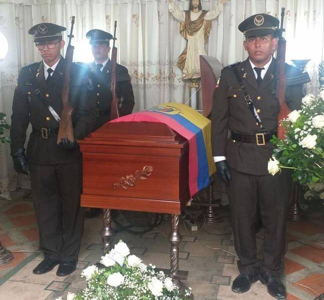 Presunto asesino de policía en El Carmen tiene tres detenciones