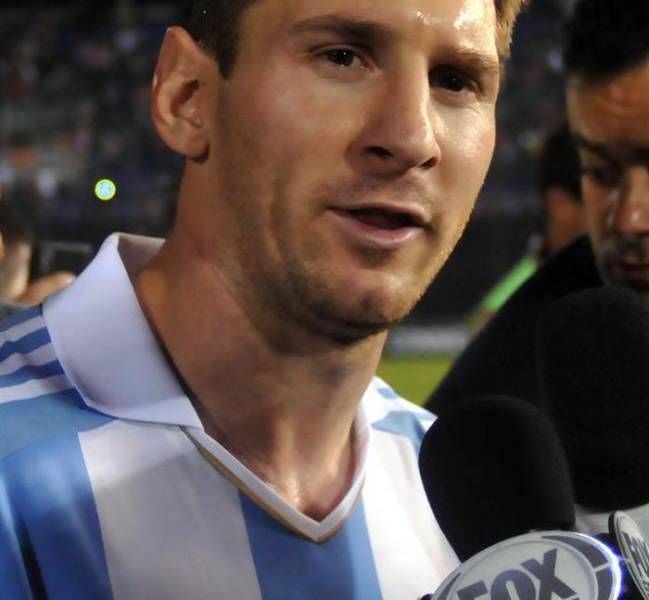 Leo Messi inauguró las votaciones del FIFA FIFPro World XI 2013