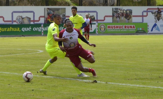 M. Runa y T. Universitario jugaron dos partidos amistosos