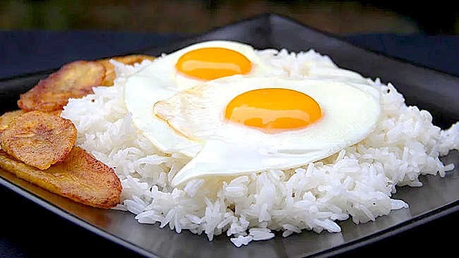 El arroz con huevo, entre los 100 mejores platos de Sudamérica