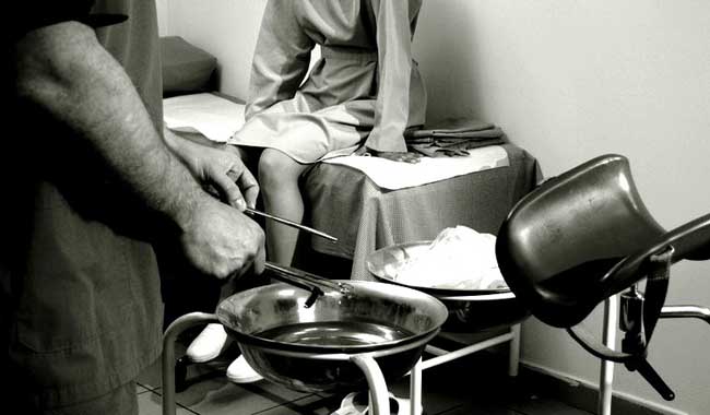 Joven murió tras abortar en una clínica clandestina