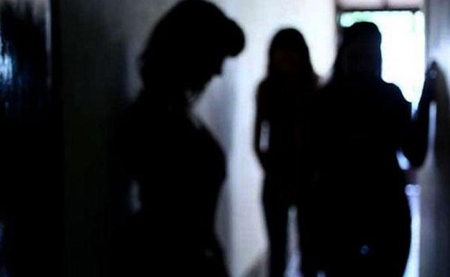 Tres procesados por trata de personas con fines de explotación sexual en Tungurahua y Chimborazo