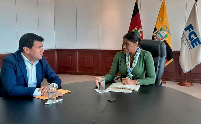 Salazar y Litardo revisan denuncias de la Asamblea