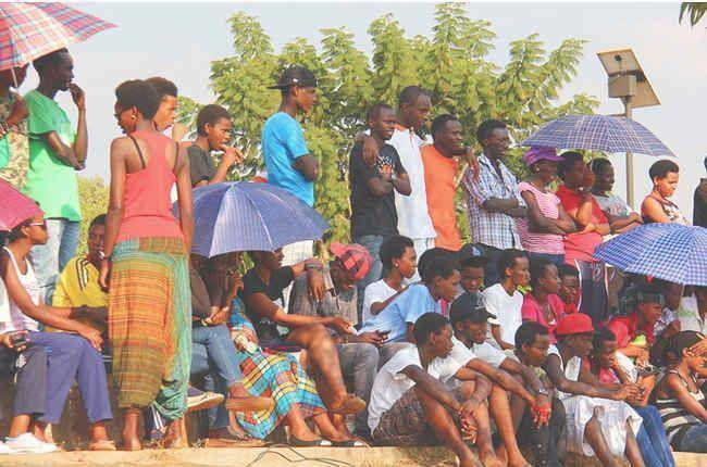 Fernanda Peñaherrera, quiteña viajó a África para ser voluntaria
