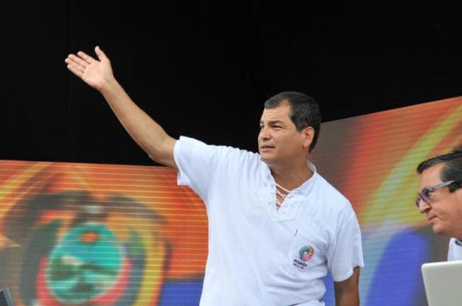 Correa viaja a Alemania por inversiones y talento para Ecuador