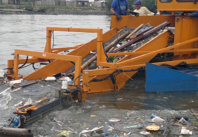 En Guayaquil, cada día, se retiran 40 toneladas de basura de ocho esteros
