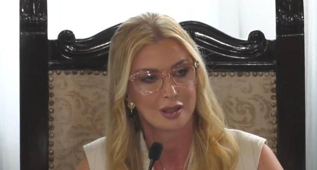 Soledad Diab vota por Coronel